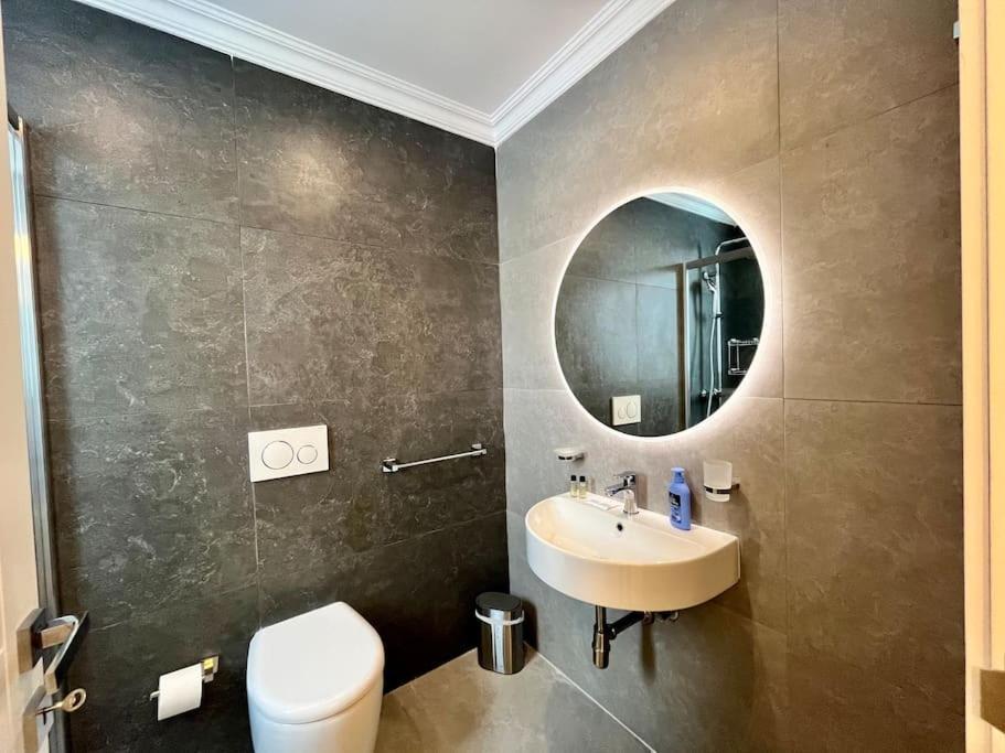 Beautiful 4-Bedroom Townhouse In Sliema Exteriör bild